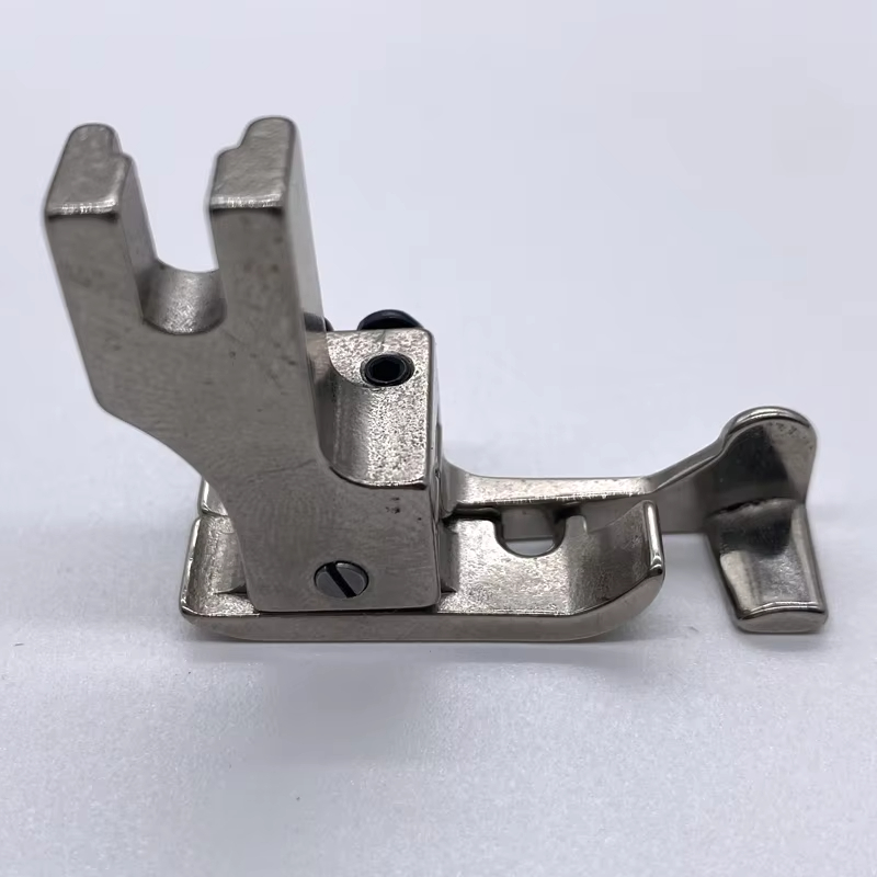 قدم ضاغطة للقبعات القشية طراز  - مراجعة Rolled Hem Foot وسعره